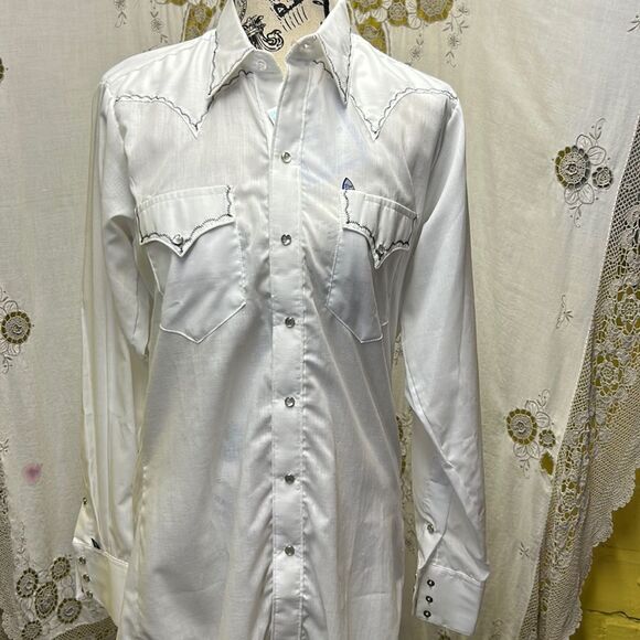 Rockmount Ranch wear size15. 32 - Picture 1 of 9